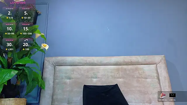 nicol snow online show from February 19, 1:30 pm