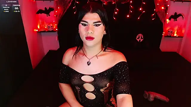 Snapshot of My_vampire_Mia chatting on March 15, 3:18 am My vampire Mia online show from March 15, 3:18 am