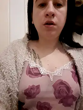 Tinka-Bella-Privat online show from April 22, 11:50 am