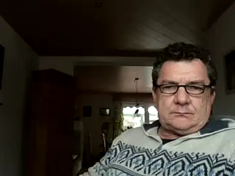 Nobbie444 online show from April 4, 9:38 am