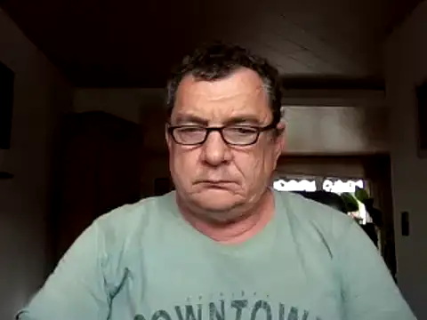 Snapshot of Nobbie444 chatting on July 6, 12:56 pm Nobbie444 online show from July 6, 12:56 pm