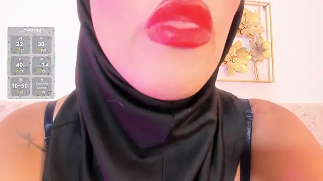 Snapshot of hanajameela chatting on June 23, 11:52 am hanajameela online show from June 23, 11:52 am