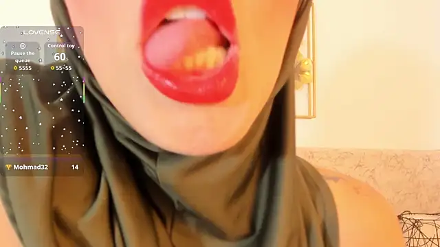 Snapshot of hanajameela chatting on October 10, 11:44 am hanajameela online show from October 10, 11:44 am