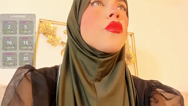 Snapshot of hanajameela chatting on October 2, 11:35 am hanajameela online show from October 2, 11:35 am