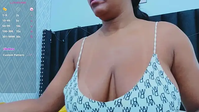 Snapshot of colombiamommy chatting on September 27, 12:00 pm colombiamommy online show from September 27, 12:00 pm