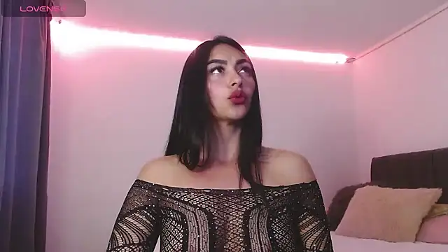 Melaniie01 online show from April 14, 10:48 pm