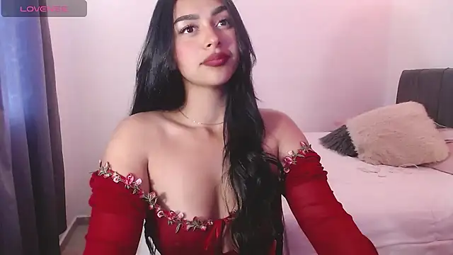 Snapshot of Melaniie01 chatting on May 25, 10:19 pm Melaniie01 online show from May 25, 10:19 pm
