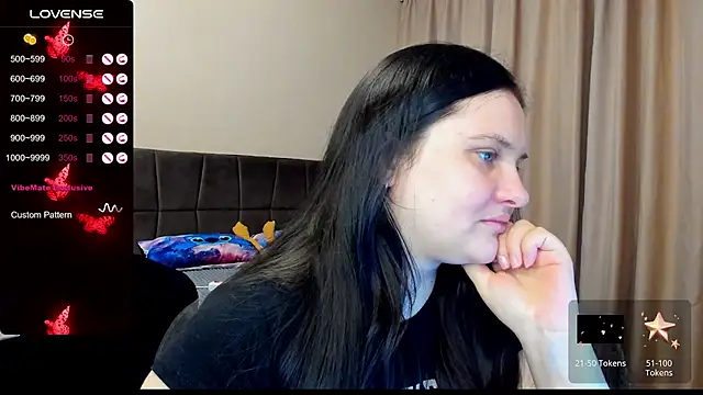 Snapshot of AlanaBrox chatting on November 2, 3:06 pm AlanaBrox online show from November 2, 3:06 pm