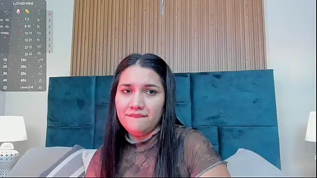 Kareena chopra online show from May 28, 12:33 pm