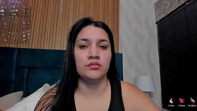 Kareena chopra online show from February 17, 12:13 pm