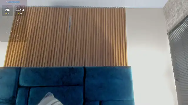 Kareena chopra online show from April 13, 12:20 pm