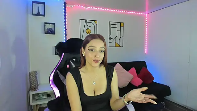 kay marie online show from March 8, 12:11 am