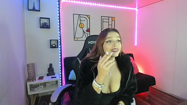 kay marie online show from February 16, 11:50 pm