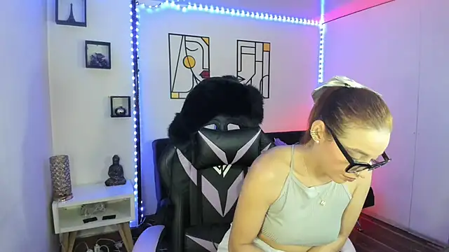 kay marie online show from March 21, 11:34 pm