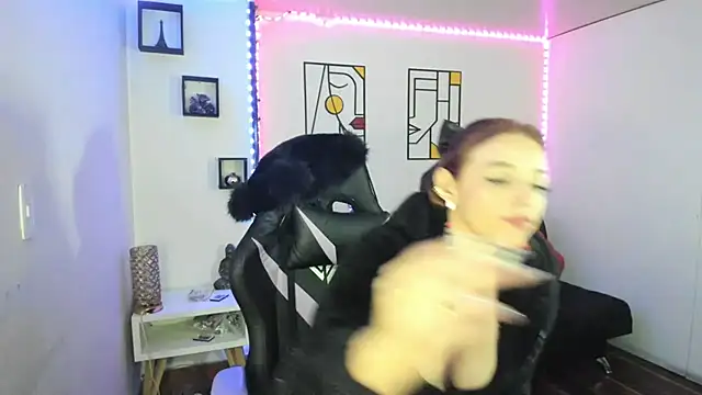 kay marie online show from March 9, 11:46 pm