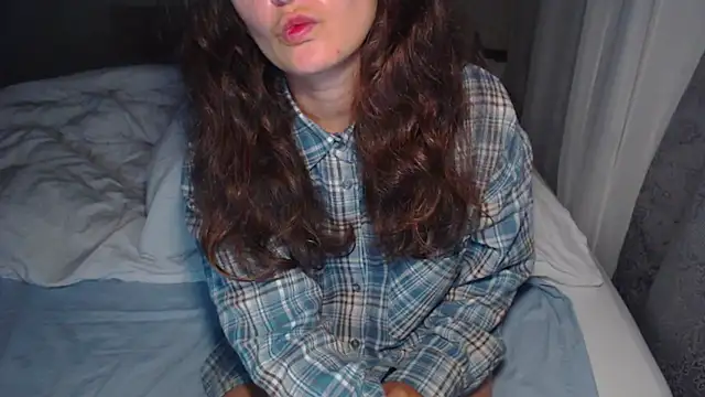 LoraPreston online show from September 23, 7:54 pm