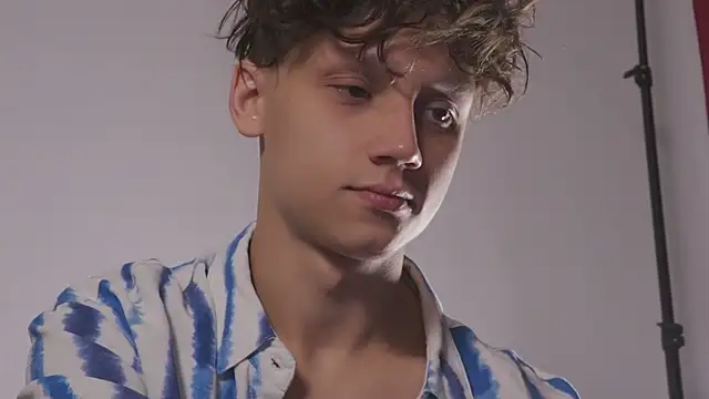 Nicky neal online show from September 27, 1:50 pm