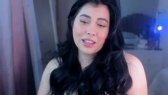 Snapshot of Alyaa_s chatting on September 9, 6:28 pm Alyaa s online show from September 9, 6:28 pm