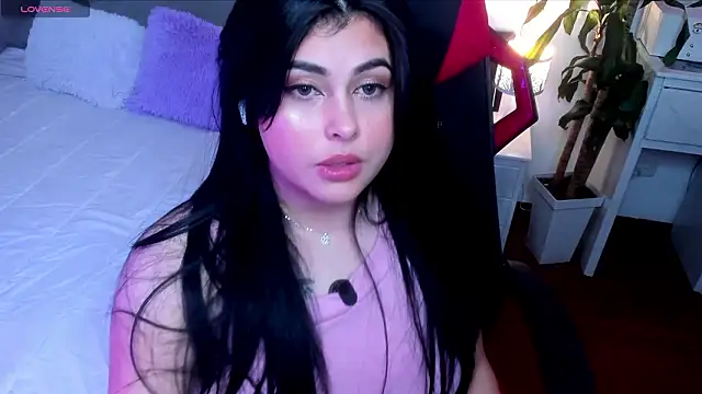 Snapshot of Alyaa_s chatting on March 2, 7:54 pm Alyaa s online show from March 2, 7:54 pm