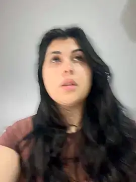 Alyaa s online show from March 31, 9:50 pm