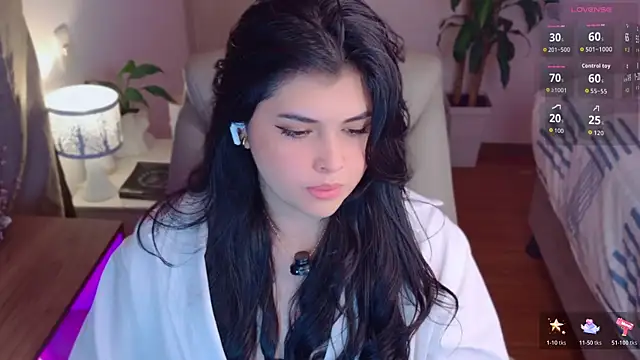 Alyaa s online show from April 28, 2:27 am