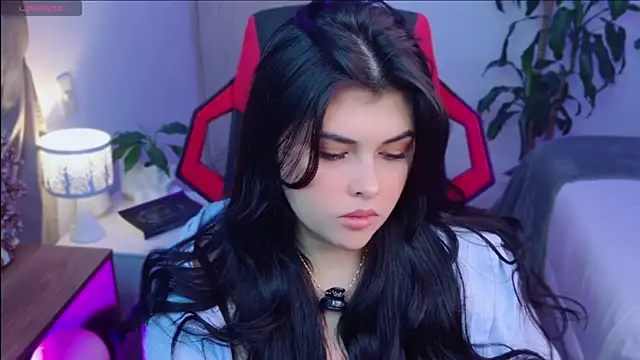 Alyaa s online show from April 14, 12:26 am