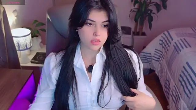 Alyaa s online show from April 29, 3:00 am