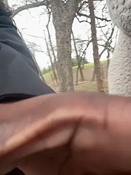 Snapshot of TilaTotti chatting on March 6, 10:26 pm TilaTotti online show from March 6, 10:26 pm