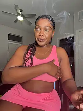 TilaTotti online show from April 3, 2:40 am