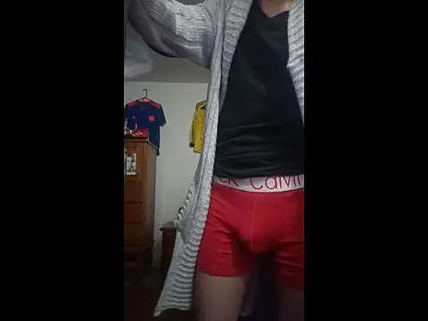 Snapshot of ALBEIROFOOTBALL1992 chatting on November 24, 3:39 am ALBEIROFOOTBALL1992 online show from November 24, 3:39 am