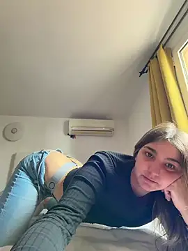 DoriDeluxe66 online show from March 6, 11:49 am