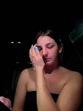 DoriDeluxe66 online show from October 17, 10:44 pm