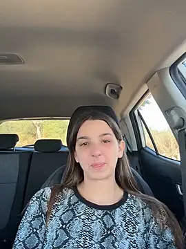 DoriDeluxe66 online show from September 27, 7:58 am