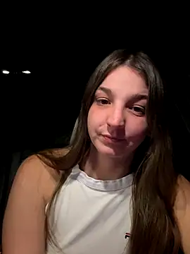 DoriDeluxe66 online show from September 29, 9:31 pm