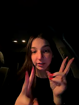 DoriDeluxe66 online show from November 21, 10:31 pm