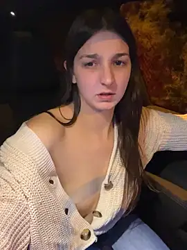 DoriDeluxe66 online show from March 7, 9:48 pm