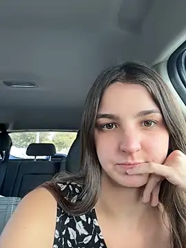 DoriDeluxe66 online show from November 2, 12:32 pm