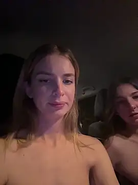 DoriDeluxe66 online show from March 22, 1:54 am