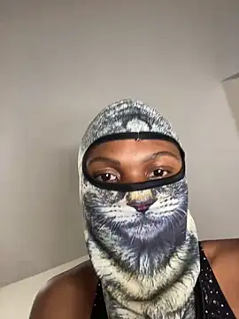 Snapshot of StupidNaturalPhatBooty_ chatting on February 13, 12:00 pm StupidNaturalPhatBooty online show from February 13, 12:00 pm