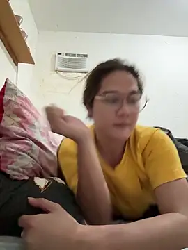 MarieLoveGlamorous online show from March 15, 11:50 am