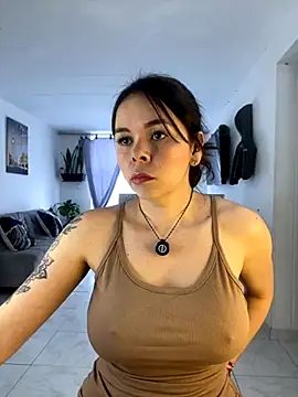 Snapshot of carolina16love chatting on October 5, 8:54 pm carolina16love online show from October 5, 8:54 pm