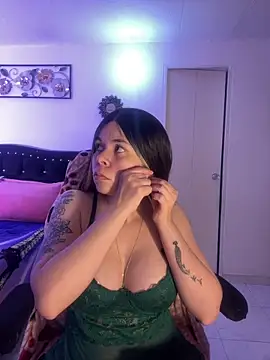 carolina16love online show from May 14, 8:50 pm