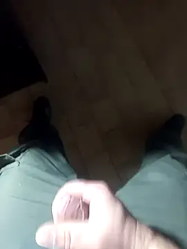 Snapshot of Czarny1104 chatting on November 4, 8:18 am Czarny1104 online show from November 4, 8:18 am