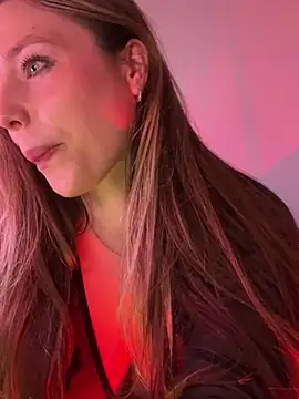 Sara Browney online show from February 5, 1:04 am