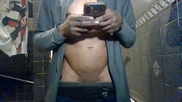 CuzzyB69 online show from February 18, 12:52 am