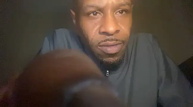 CuzzyB69 online show from February 25, 1:30 am