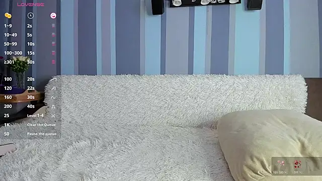 KatMartinez online show from March 23, 12:16 pm