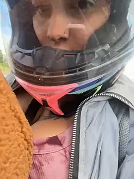 Emiily W online show from January 9, 6:37 pm