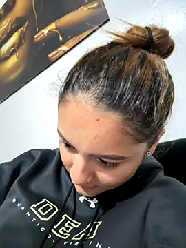 Emiily W online show from October 29, 3:11 pm