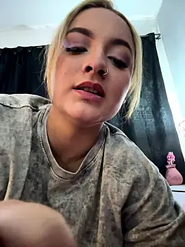 Emiily W online show from January 8, 1:17 pm